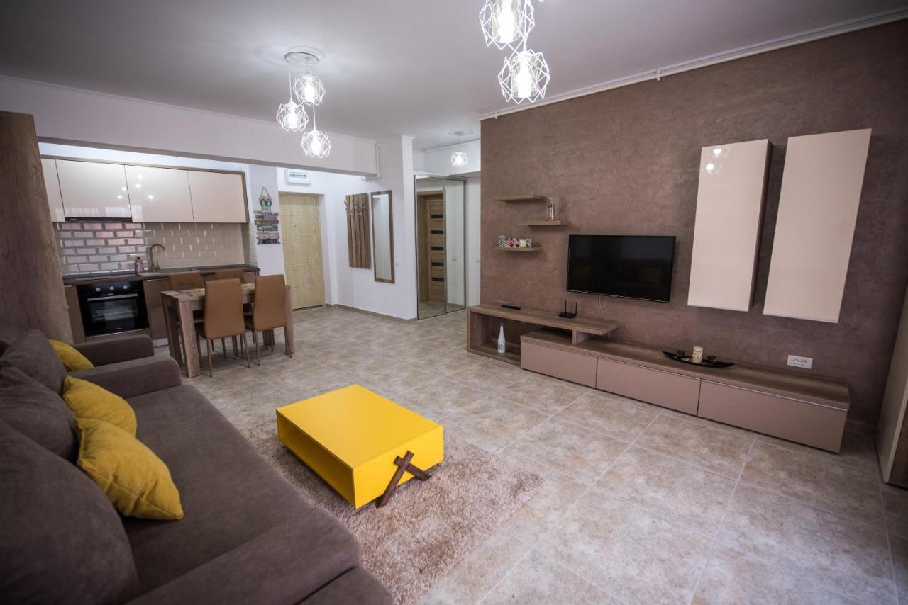 Moonlight Apartment Mamaia